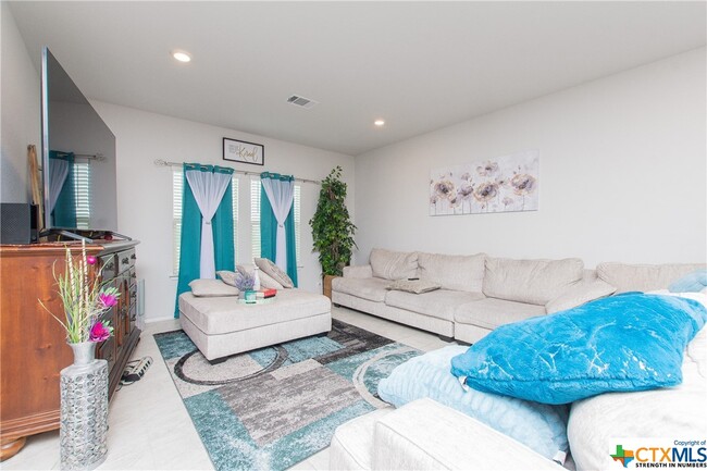 Building Photo - 3806 Tanchico Dr