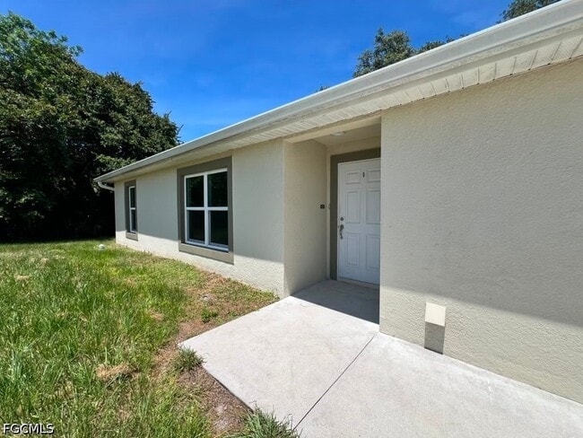 Building Photo - 1173 E Benbow Cir