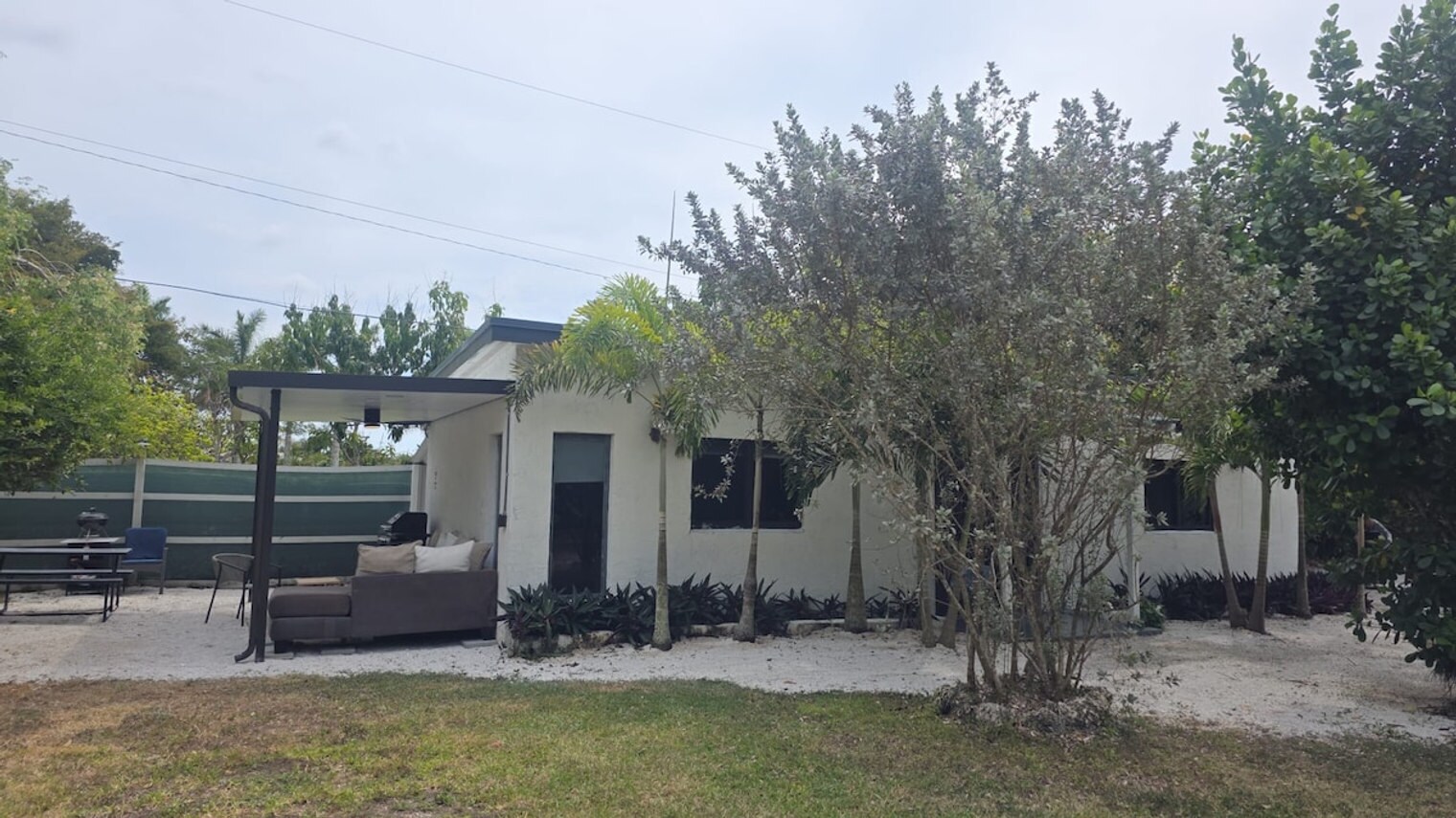 Building Photo - 15400 SW 237th St