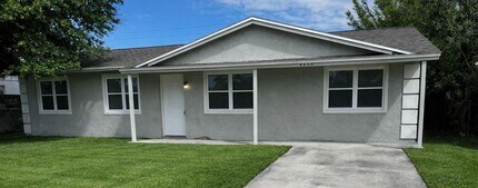 Building Photo - 4655 Cepeda St