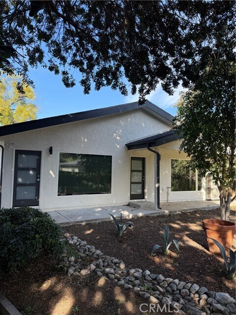 Building Photo - 14626 Morrison St