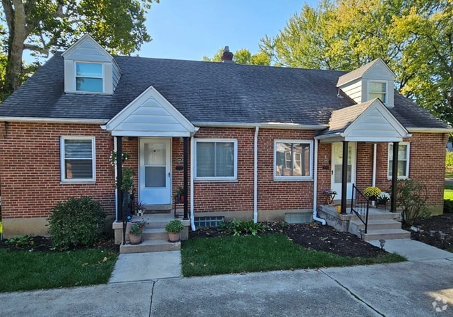 Building Photo - 1106 Acorn Dr