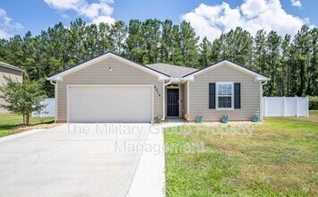 Building Photo - 6914 Sandle Dr