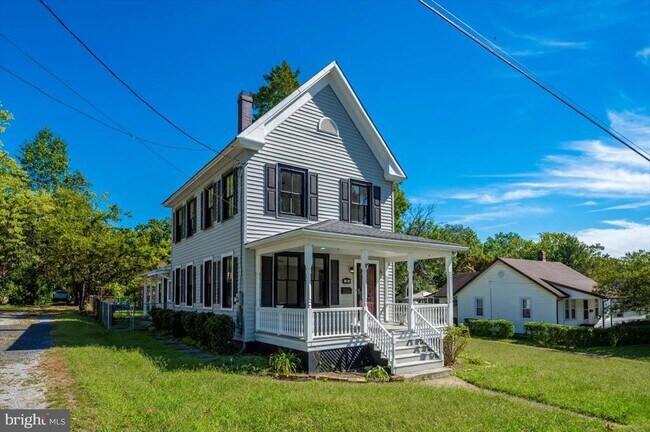 Building Photo - 45 Mattingly Ave