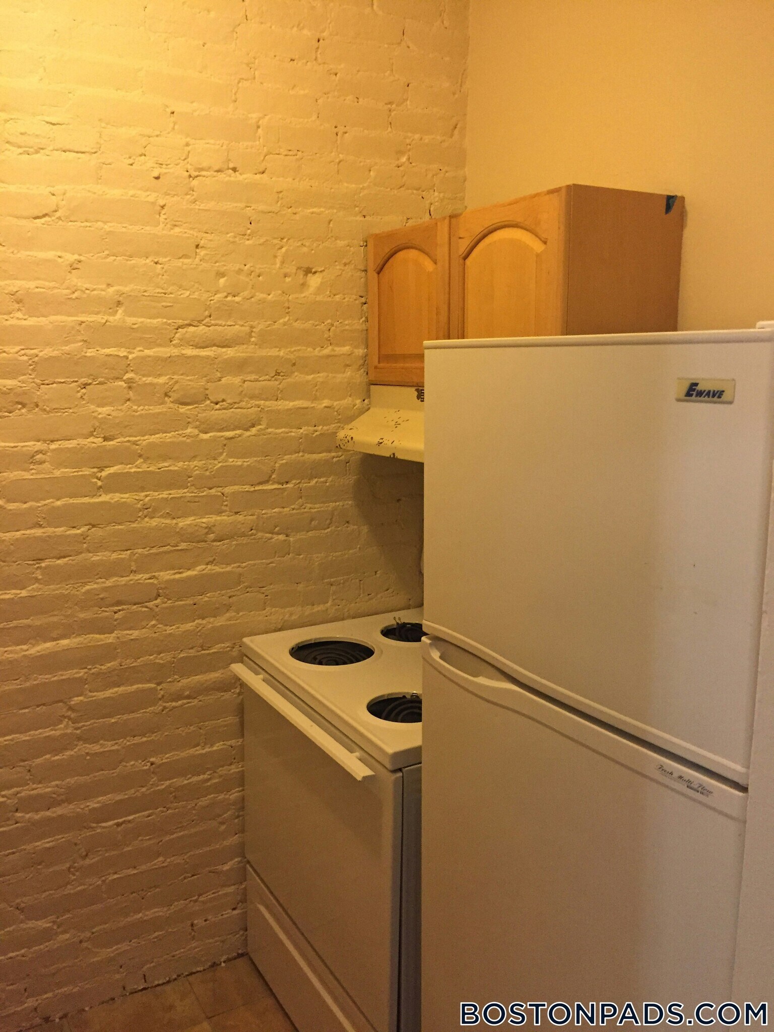 Building Photo - 886 Huntington Ave