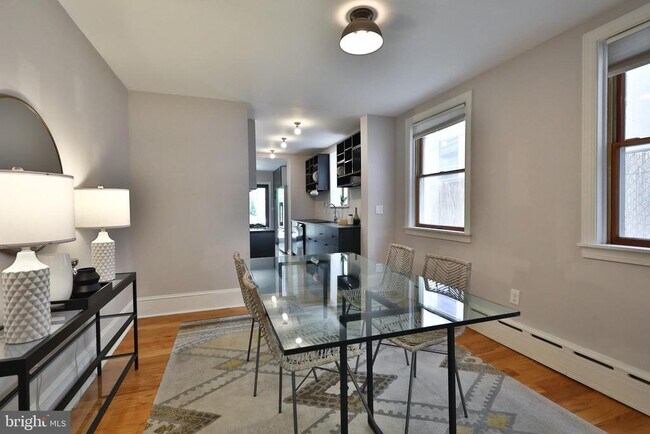 Building Photo - 2805 Poplar St