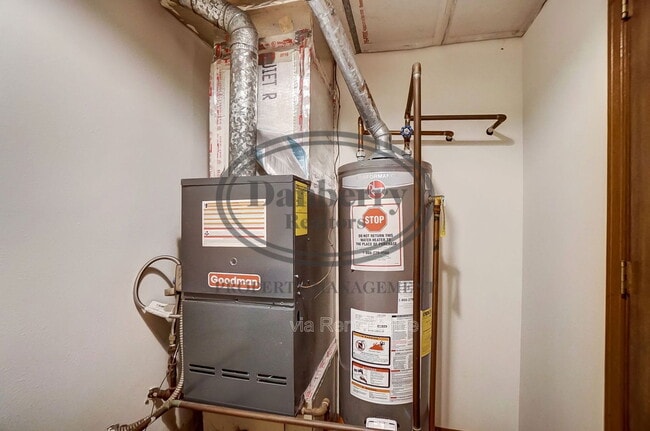 Building Photo - 3540 Willow Run Dr