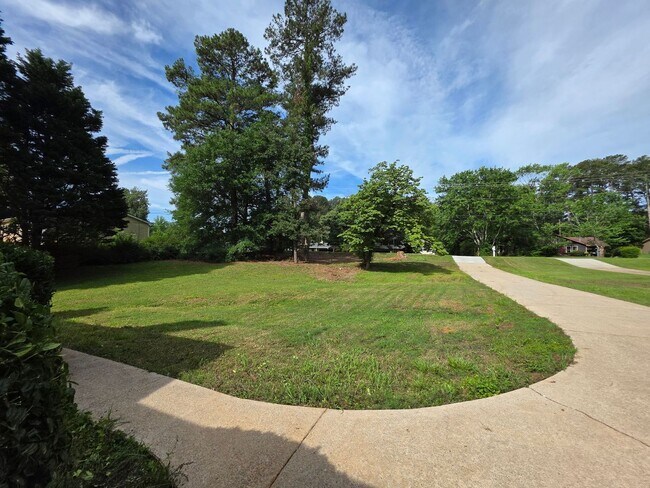 Building Photo - 102 Park Pl Dr