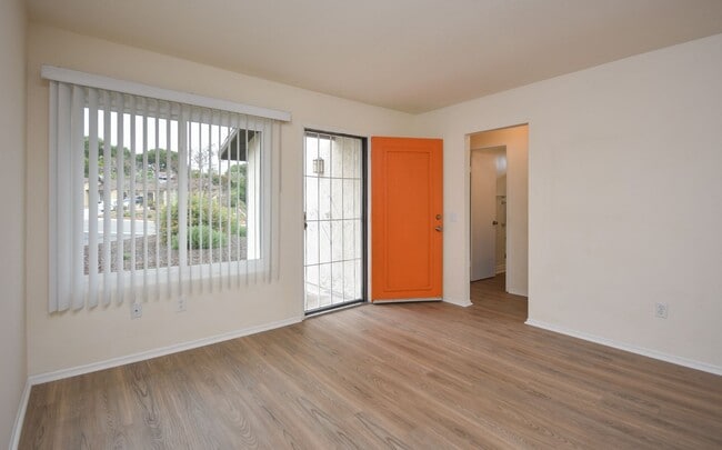 Building Photo - 55+ Senior Community Located on  Peacock Hills!!