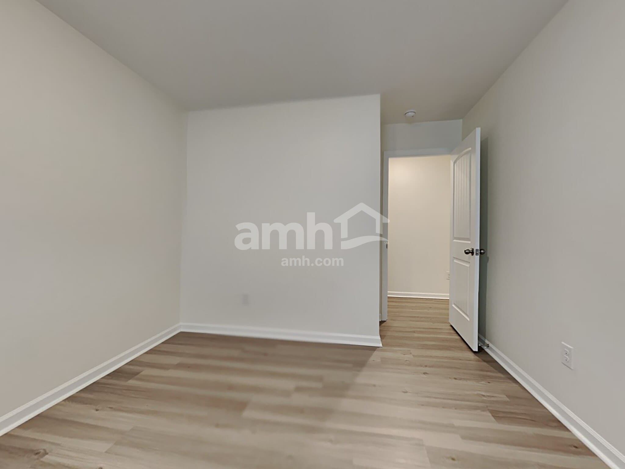 Building Photo - 1197 Dogwood Nck Dr