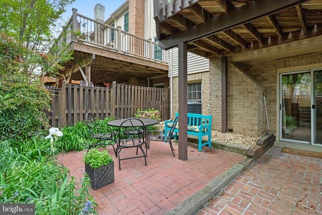 Building Photo - 7415 Salford Ct