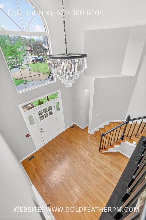 Building Photo - 3940 Waterford Way