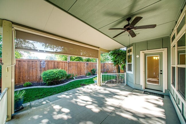 Building Photo - Beautiful Single Level Boise South Boise H...
