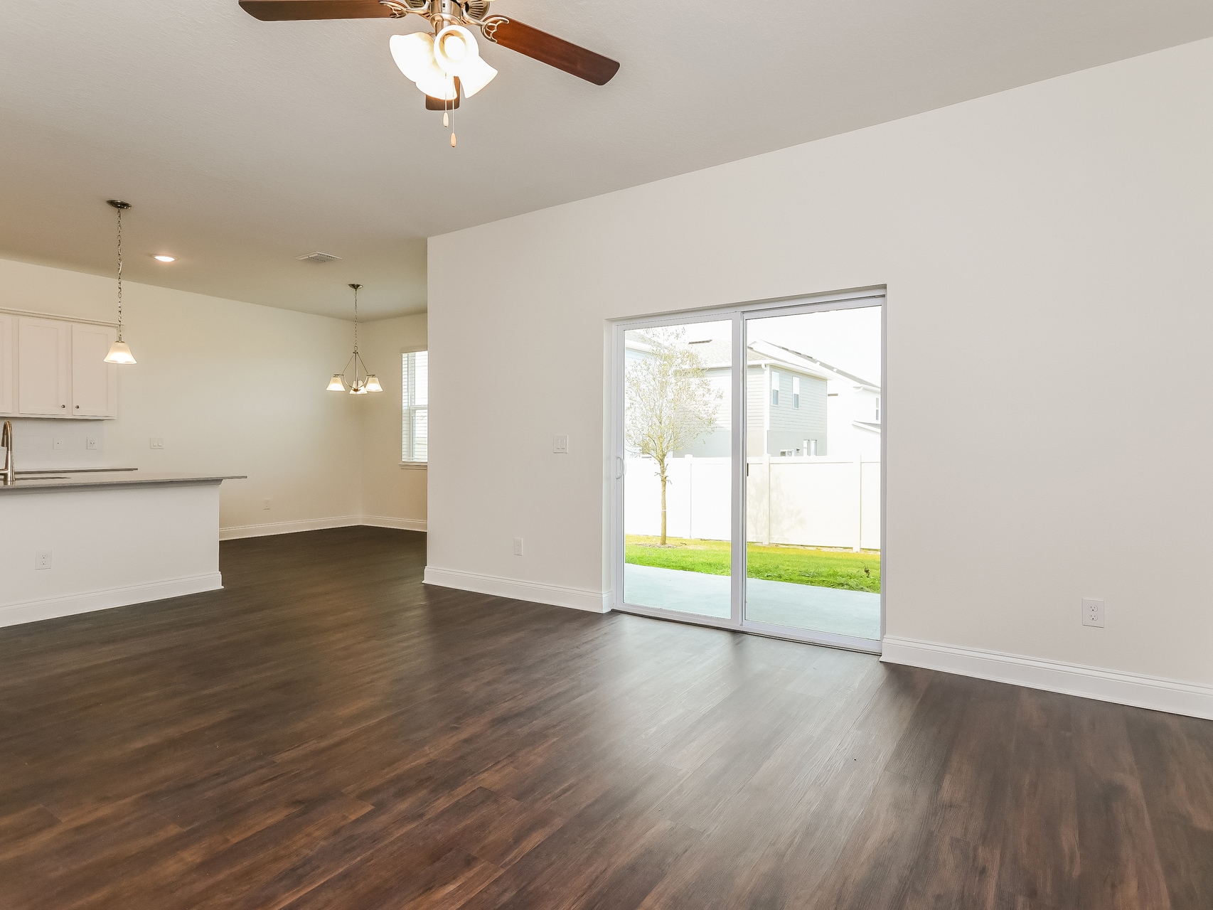 Building Photo - 6181 Little Blf Cir