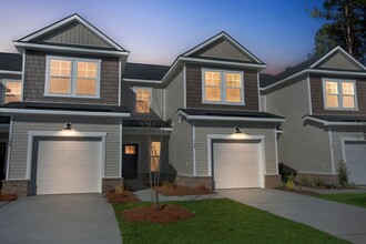 Building Photo - Haven at the Highlands