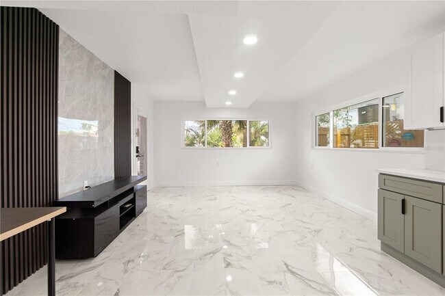 Building Photo - 3675 Gulf Blvd