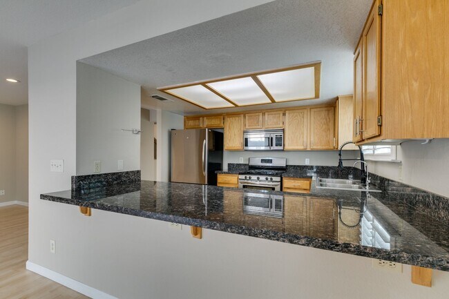 Building Photo - Beautiful Summerlin Home – 3 Bed, 2.5 Bath...