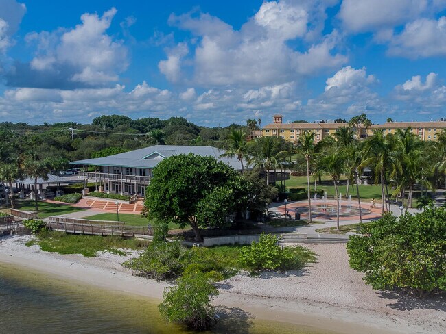 Building Photo - 1903 NE Media Ave