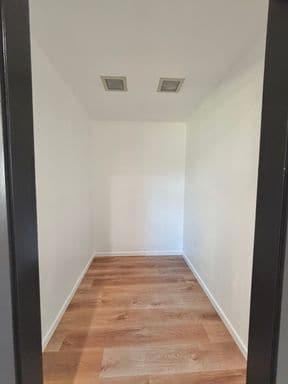 Building Photo - Charming 4BR Home with Huge Yard - W/D and Garage