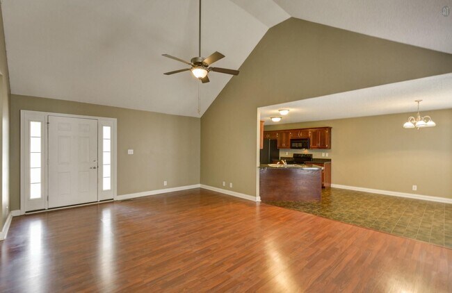 Building Photo - 3649 S Naples Ct