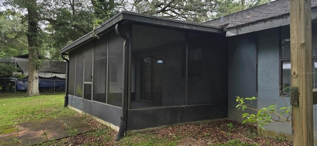 Building Photo - 3400 NE 23rd Ave