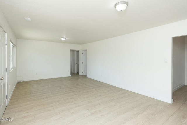 Building Photo - 239 E Collins St