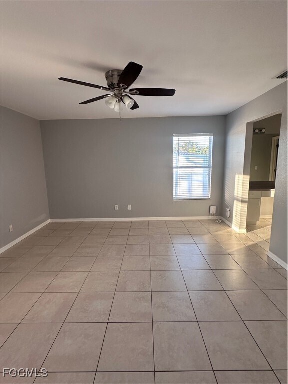 Building Photo - 2926 SE Santa Barbara Pl