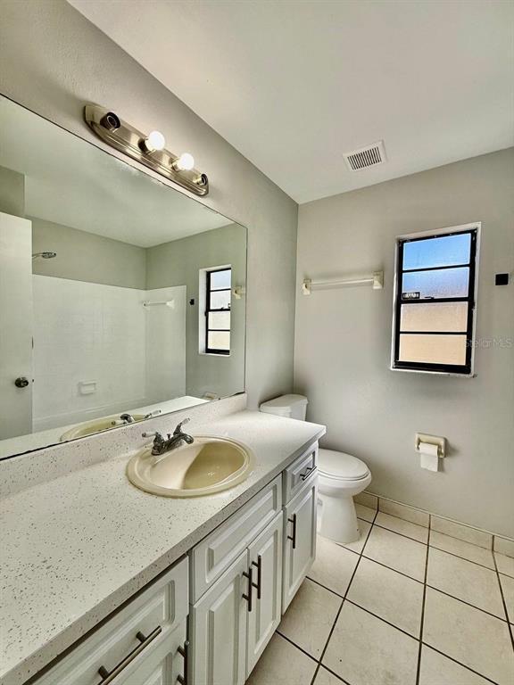 Building Photo - 4223 Summerdale Dr