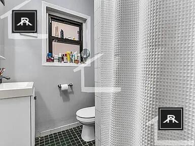 Building Photo - 4 bedroom in Boston MA 02215