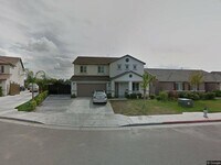 Building Photo - 5 Bedroom / 2.5 Bathroom for rent $2,995