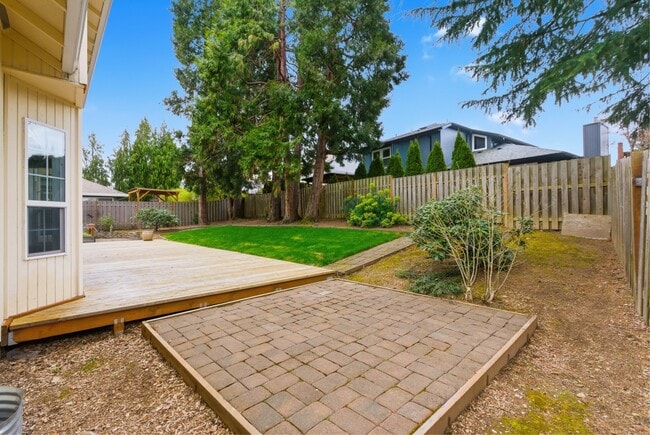 Building Photo - 13172 SW Chimney Ridge St