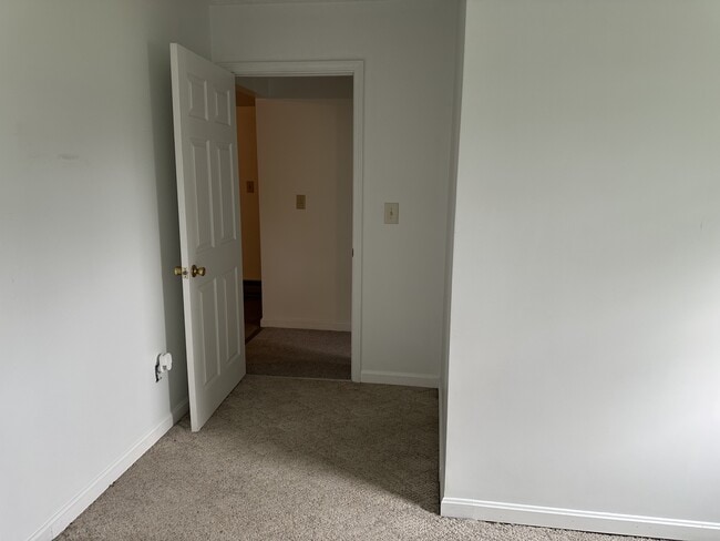 Building Photo - 6131 N 450 W