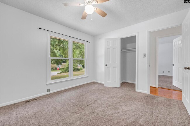 Building Photo - 101 Stuart Ln