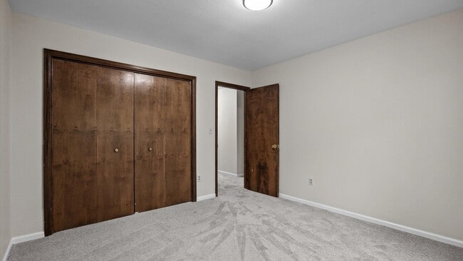 Building Photo - Charming Single-Family Home in Glenwood Sp...