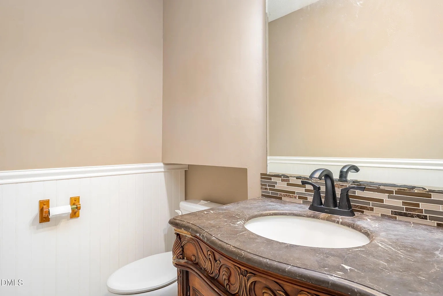 Building Photo - Room in Townhome on Sandy Creek Dr