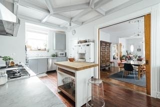 Building Photo - 62 Booraem Ave