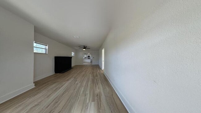 Building Photo - 1426 40th St S