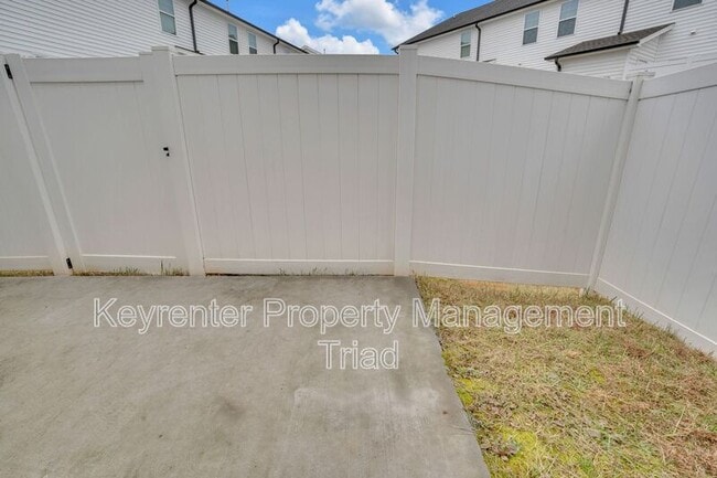 Building Photo - 4926 Cannon Crossing Wy