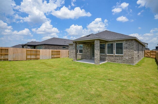 Building Photo - 9727 Rialto Hts Dr