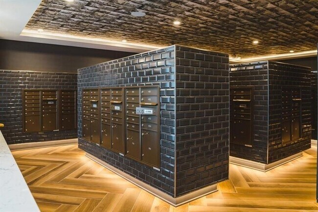 Building Photo - 3651 Lenox Rd NE