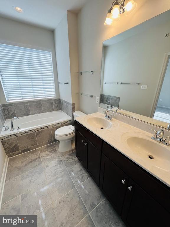 Building Photo - 12909 Brickyard Blvd