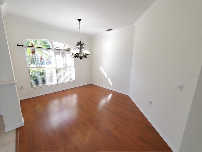 Building Photo - 5262 Far Oak Cir
