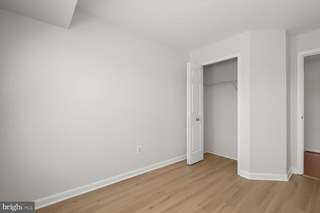 Building Photo - 7758 Mayfair Cir
