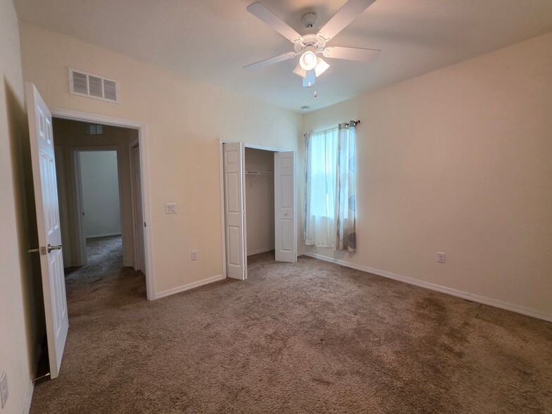 Building Photo - 6004 Pecan Cir