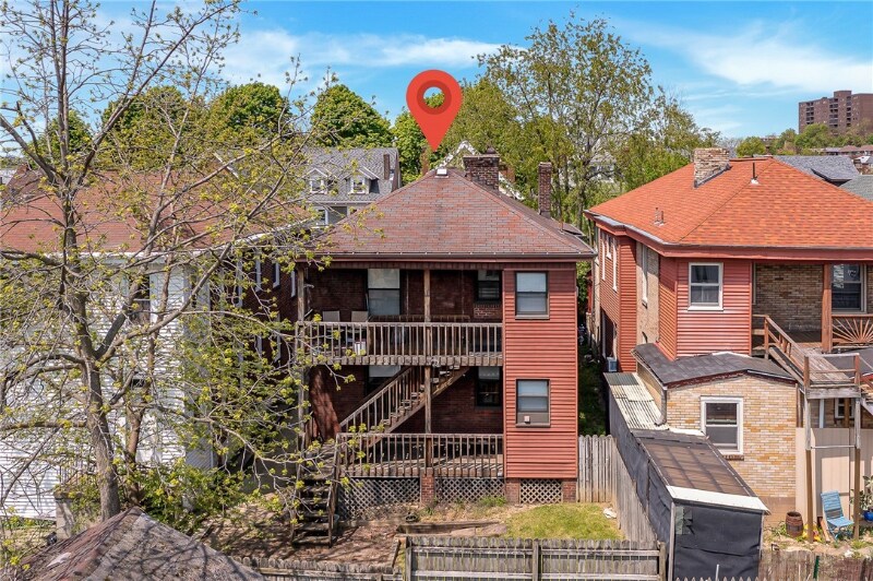 Building Photo - 2311 Sherbrook St