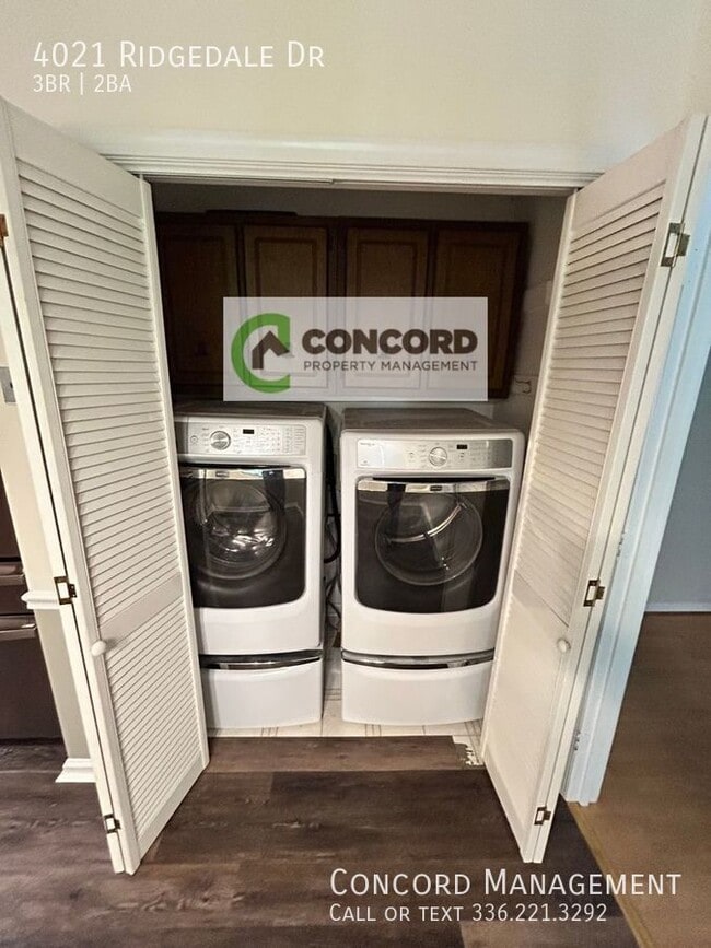 Building Photo - 4021 Ridgedale Dr