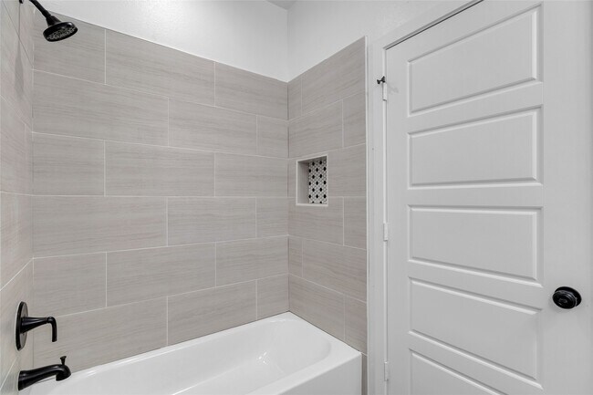 Building Photo - 401 E Martin Luther King Blvd