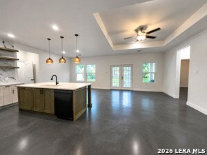 Building Photo - 656 Fawn Dr