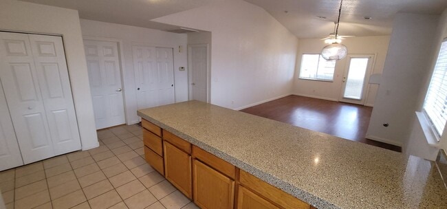 Building Photo - Beautiful Condo in Gated Community with Po...