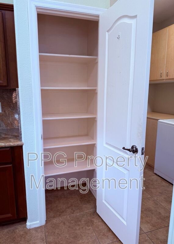 Building Photo - 18252 W Buena Vista Dr